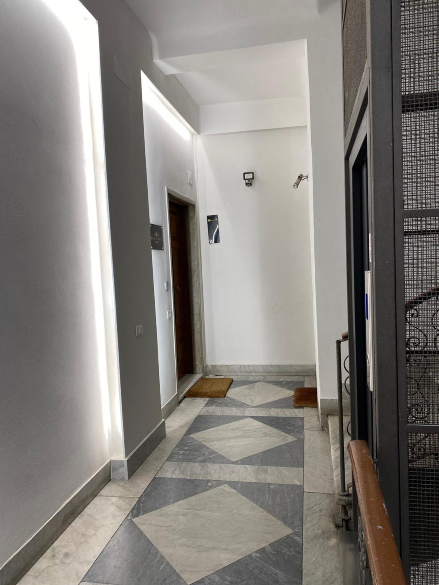 54 Rosselli Rooms Специя Екстериор снимка