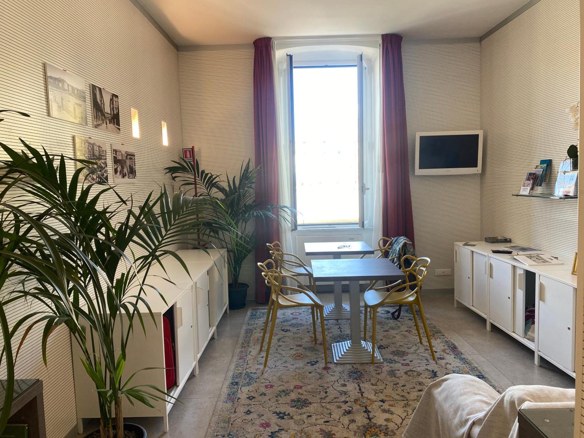54 Rosselli Rooms Специя Екстериор снимка