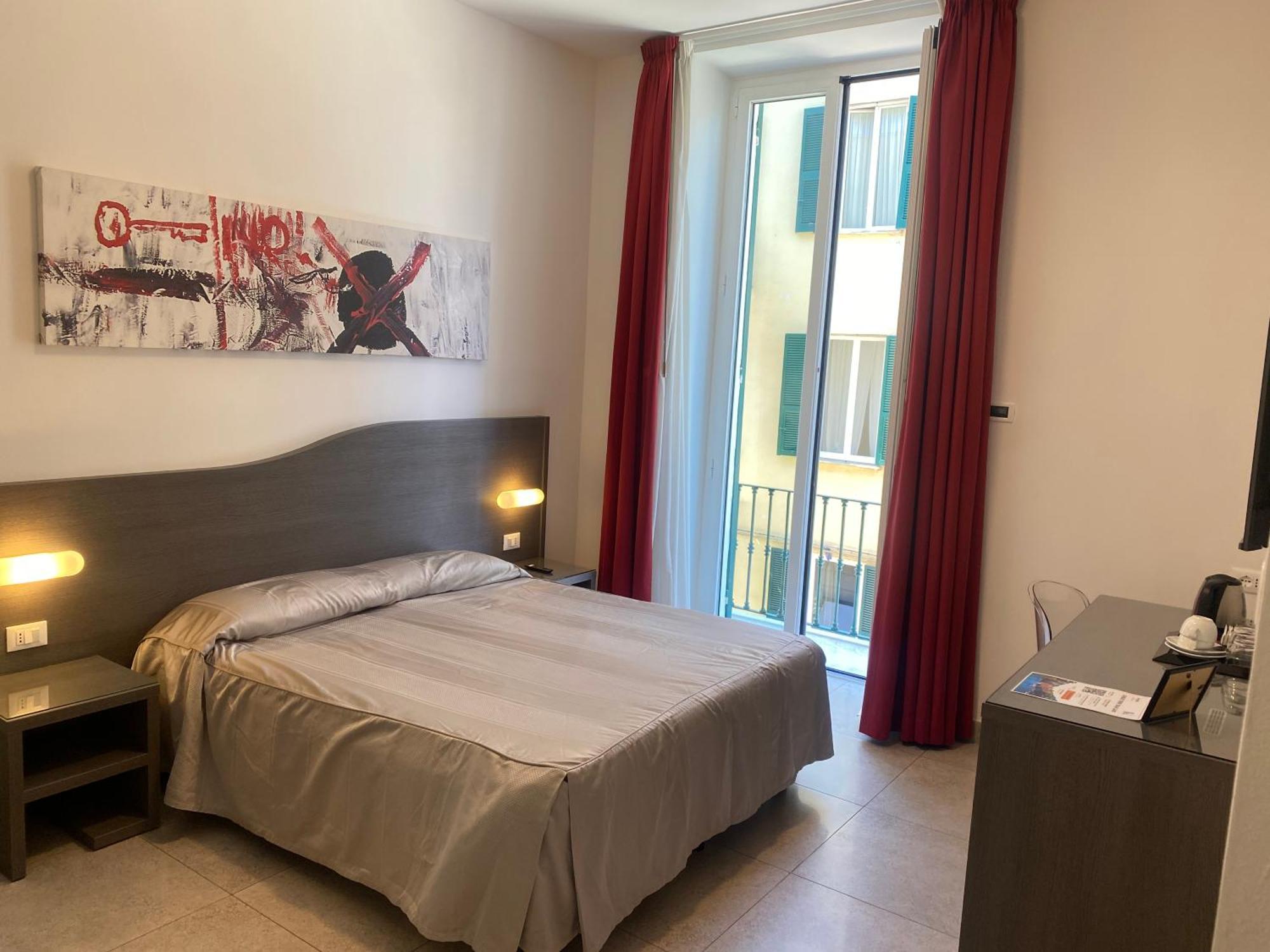 54 Rosselli Rooms Специя Екстериор снимка